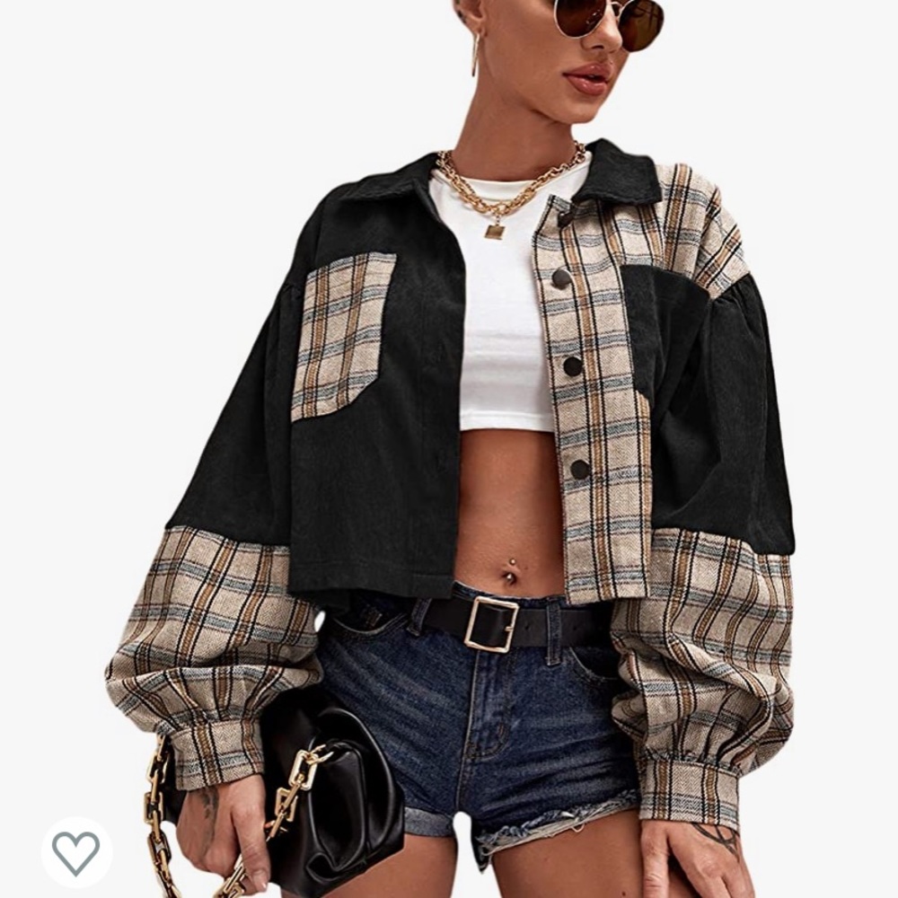 ✨SOLD✨ Cropped Flannel